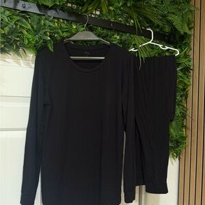 Kyte Baby Women’s Black Long Sleeve Top and Pants Set